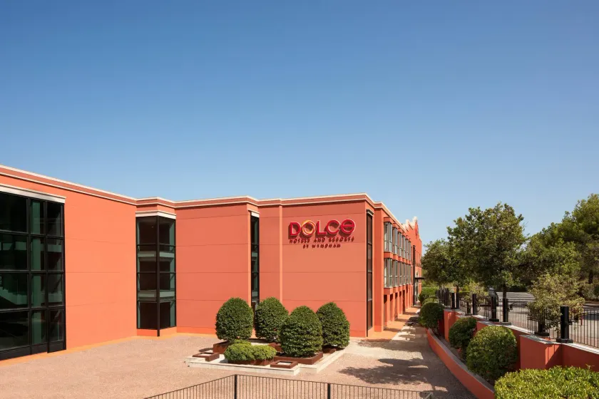 Dolce by Wyndham Barcelona Resort - Image 1