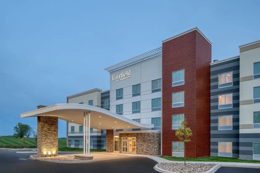 Fairfield by Marriott Inn & Suites Shelbyville - Image 1