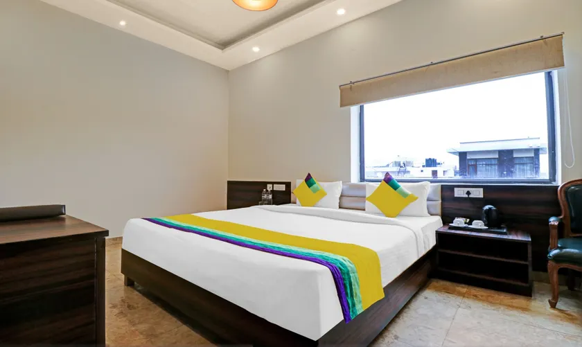 Itsy Hotels Jashan - Image 1
