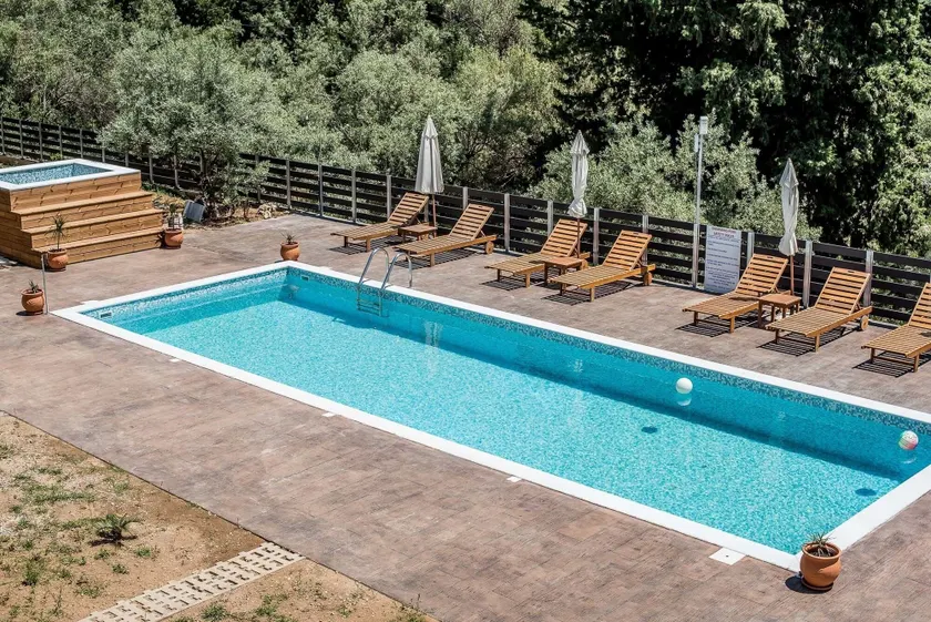 Golden Sun Villas - Image 1
