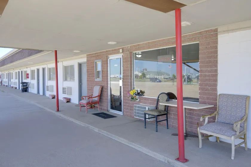 First Inn By OYO Quinter Hwy 70 - Image 1