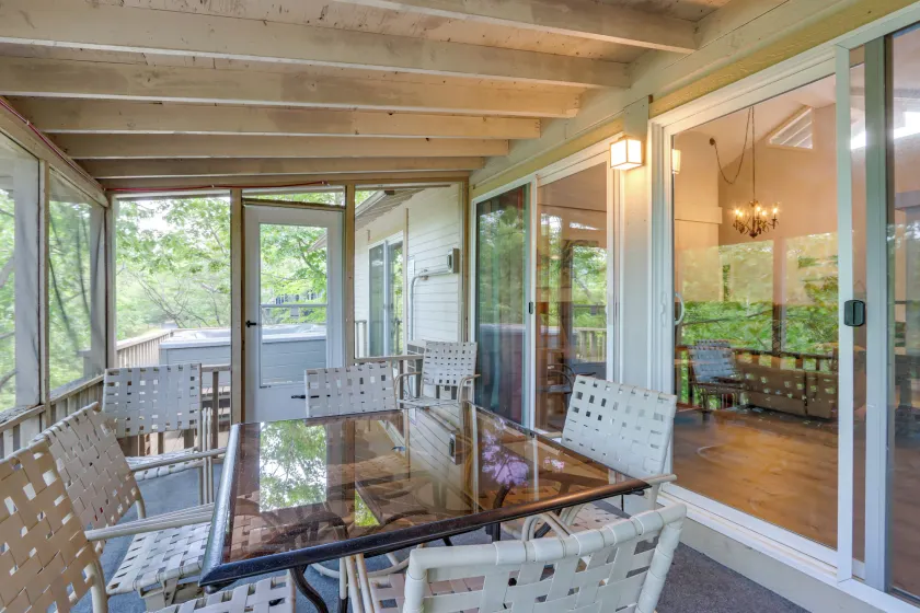 Group Retreat w/ Pool Access in Margaritaville! - Image 1