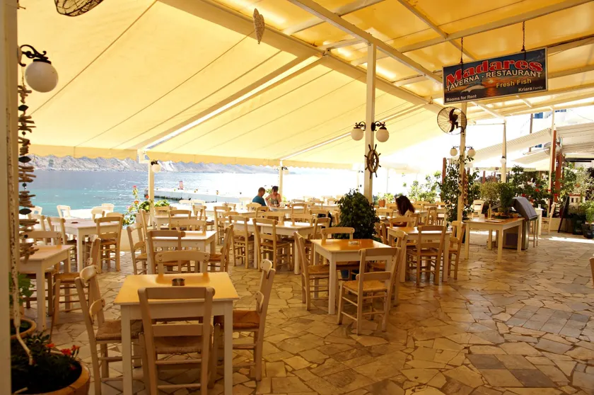 Madares Hotel - Image 1
