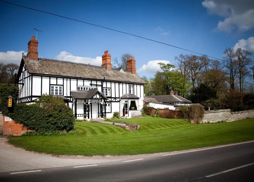 Donington Park Farmhouse Hotel - Image 1