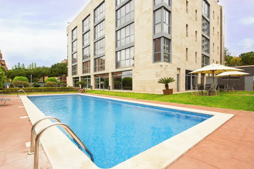 Sercotel Cornellà Barcelona - Image 1
