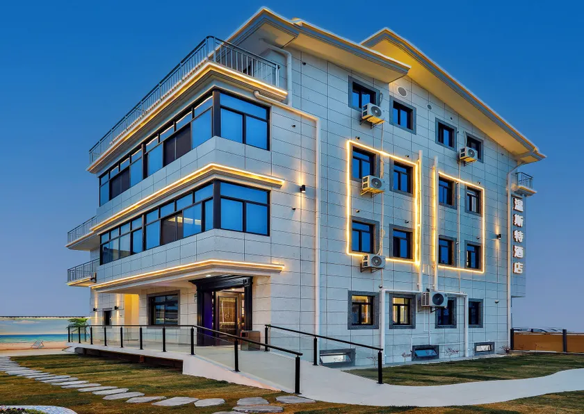 WEN SI TE HOTEL  - Image 1