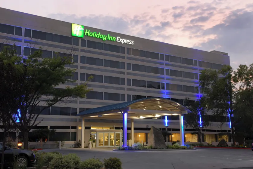 Holiday Inn Express Boise Downtown by IHG - Image 1