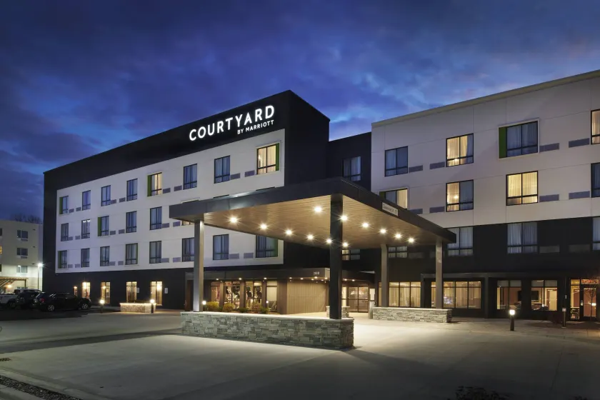 Courtyard by Marriott Jackson - Image 1