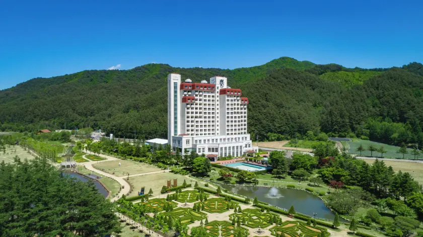 Kensington Hotel Pyeongchang - Image 1