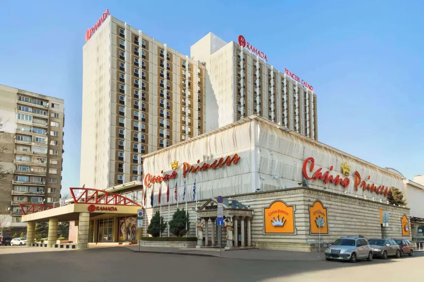 Ramada by Wyndham Sofia City Center - Image 1