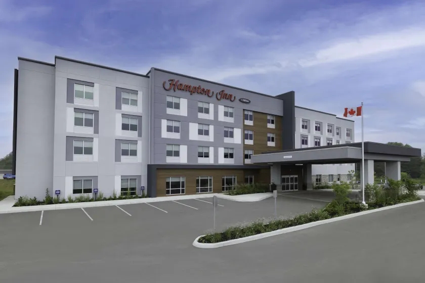 Hampton Inn Midland, On - Image 1