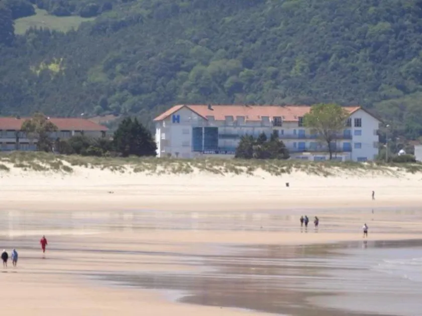 Hotel Los Juncos - Image 1
