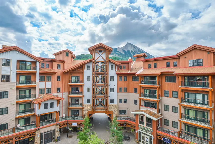 The Lodge at Mountaineer Square, A Vail Resorts Property - Image 1
