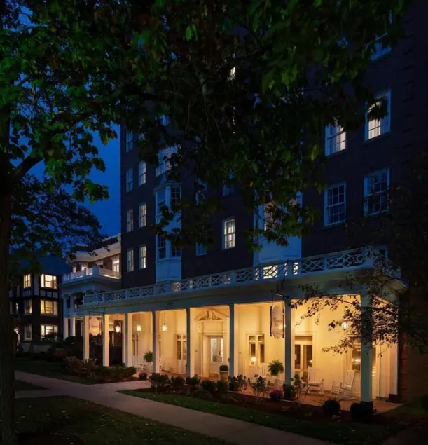 Graduate by Hilton Evanston - Image 1
