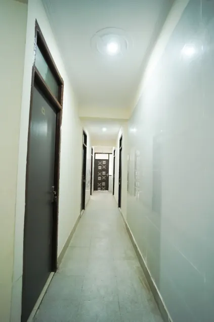 Roomshala 034 Grihum Noida Sector 63 - Lobby