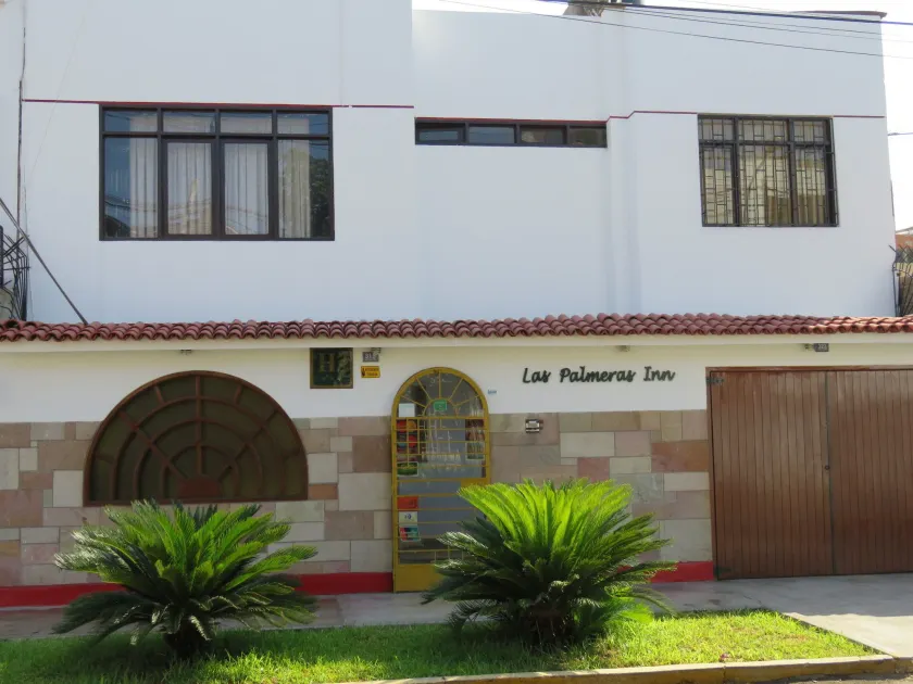 Las Palmeras Inn - Image 1