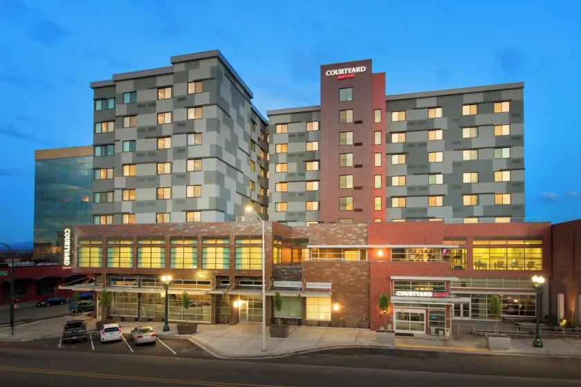 Courtyard by Marriott Seattle Everett Downtown - Image 1
