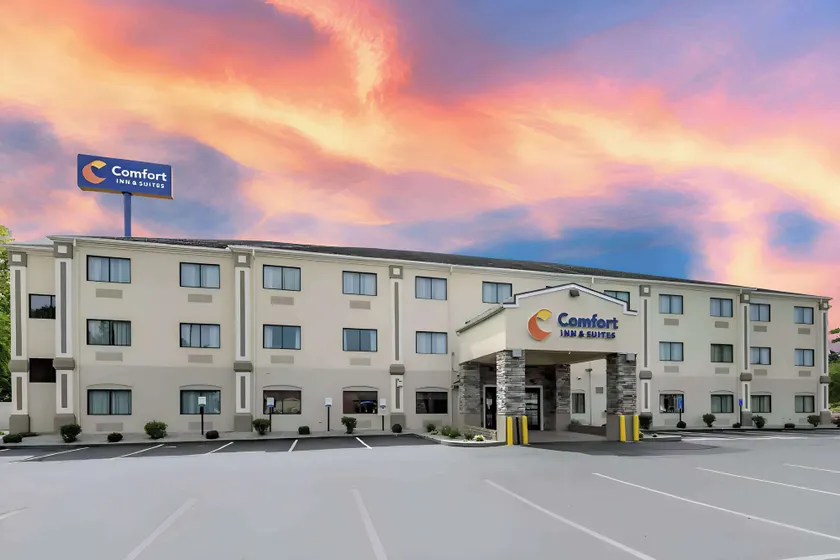 Comfort Inn & Suites Middletown - Franklin - Image 1