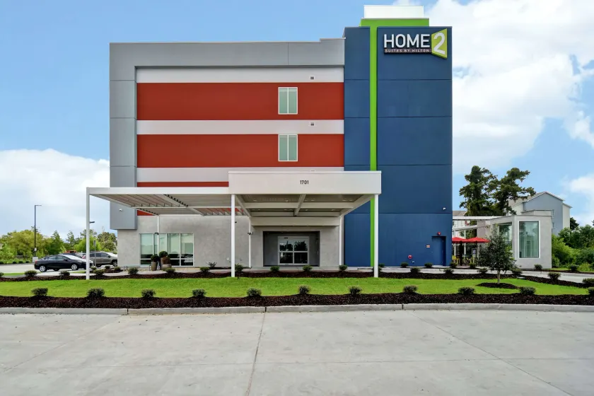 Home2 Suites by Hilton Harvey New Orleans Westbank - Image 1