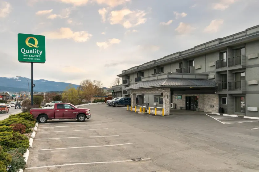 Quality Inn & Suites - Image 1