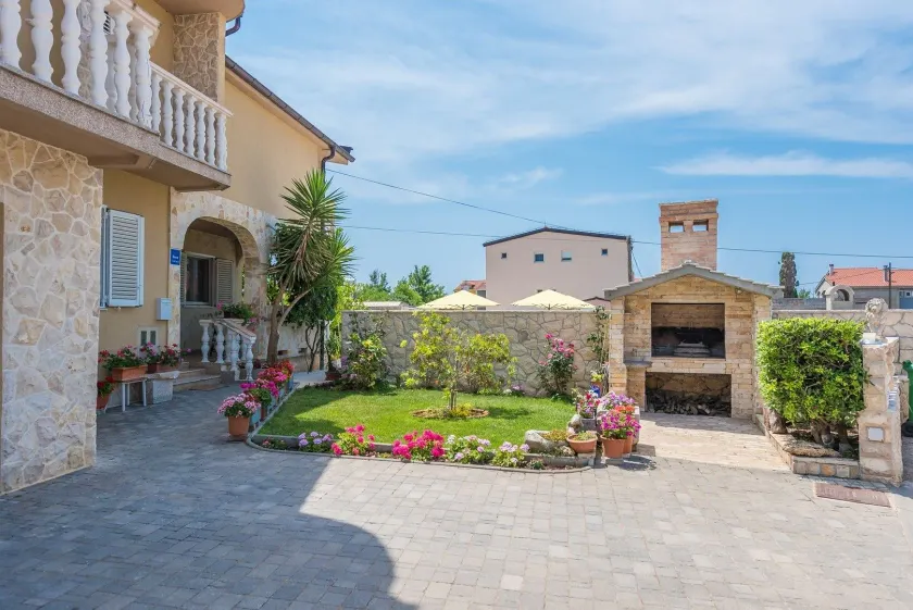 Apartments Mirjana Privlaka / A1 Two Bedrooms - Image 1