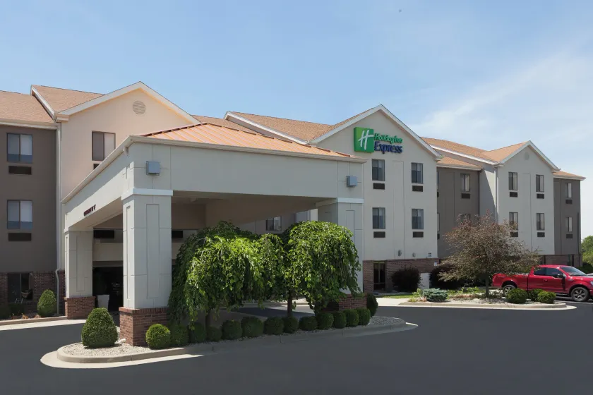 Holiday Inn Express Hotel & Suites Dayton West - Brookville by IHG - Image 1