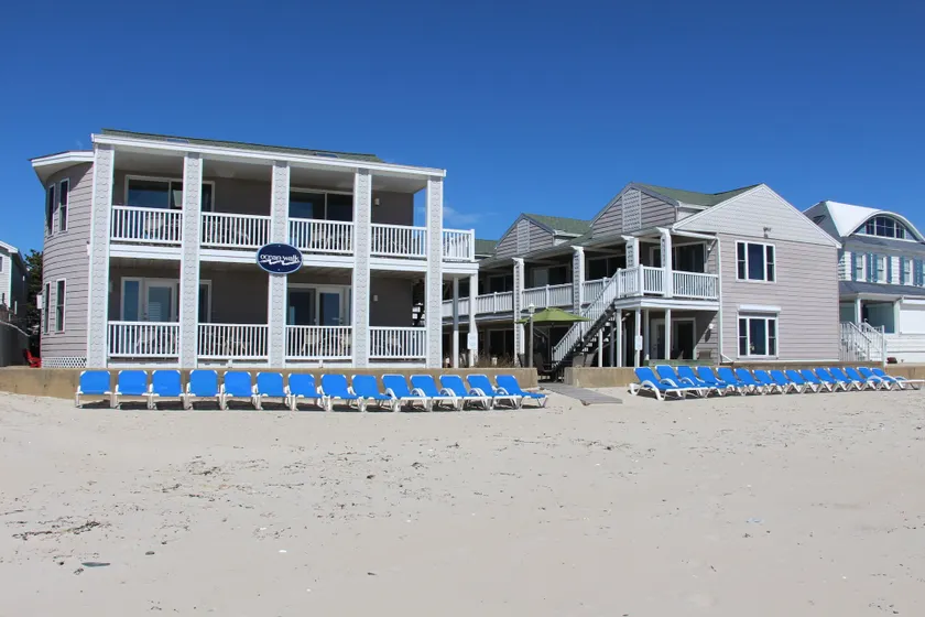 Ocean Walk Hotel - Image 1