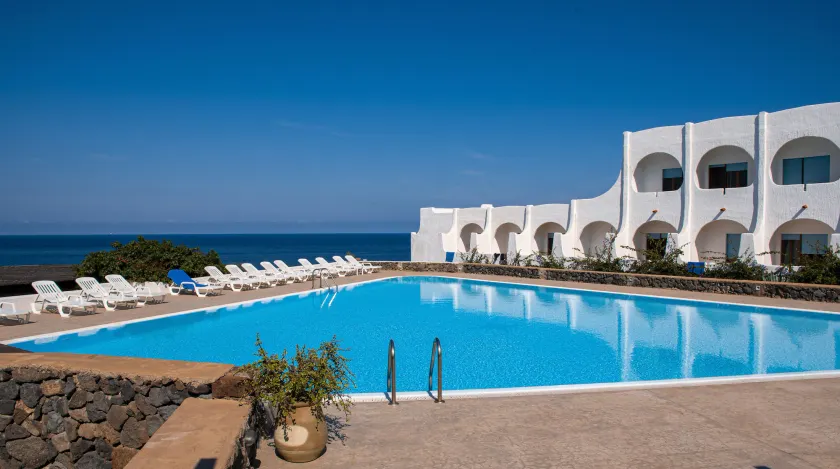 Cossyra Hotel - Image 1