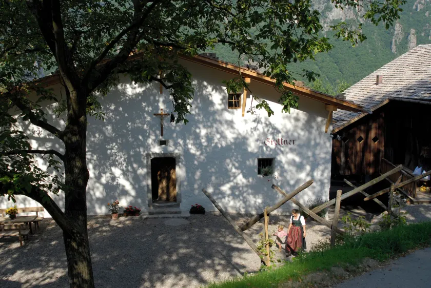Grottnerhof - Image 1