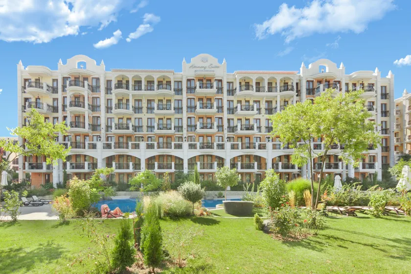 Harmony Suites Grand Resort - Image 1