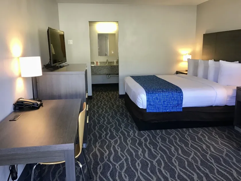Travelodge Inn & Suites by Wyndham Missoula University Park - Image 1