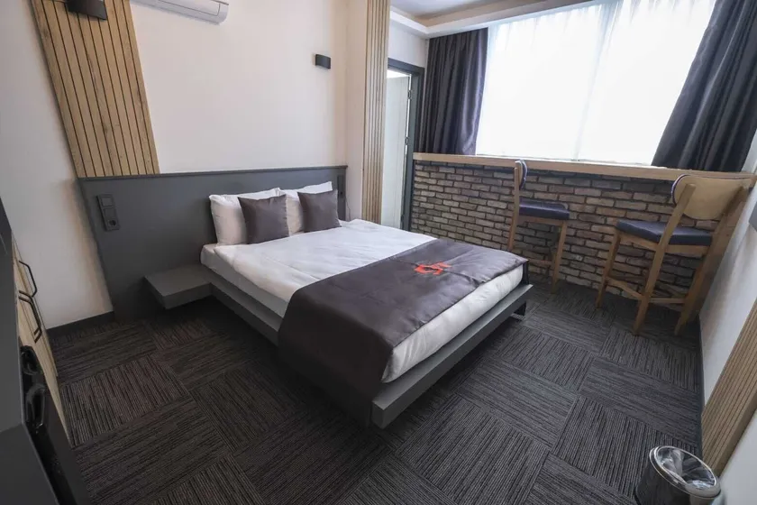 DEWY HOTEL - Room