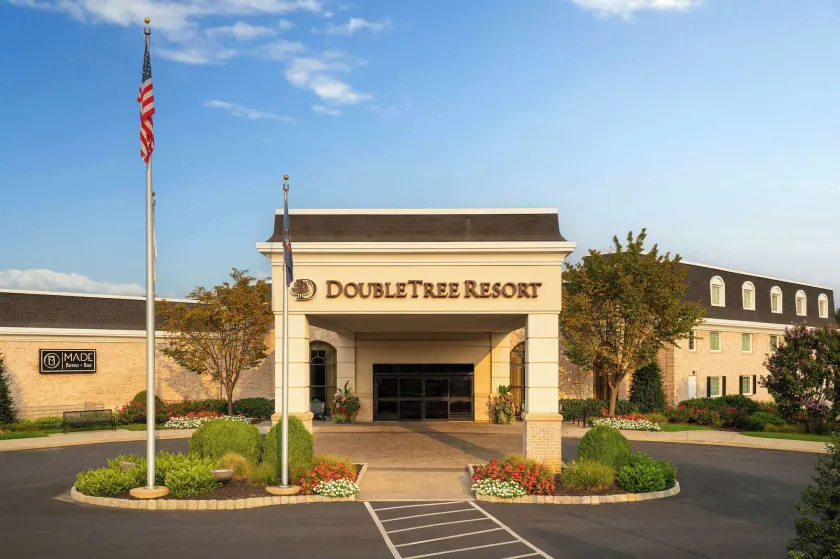 DoubleTree Resort by Hilton Lancaster - Image 1