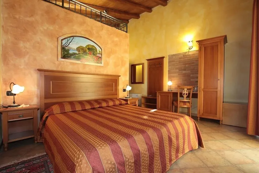 Agriturismo Tre Rondini - Image 1
