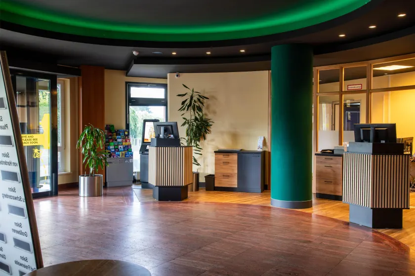 Best Western Premier Airporthotel Berlin - Lobby