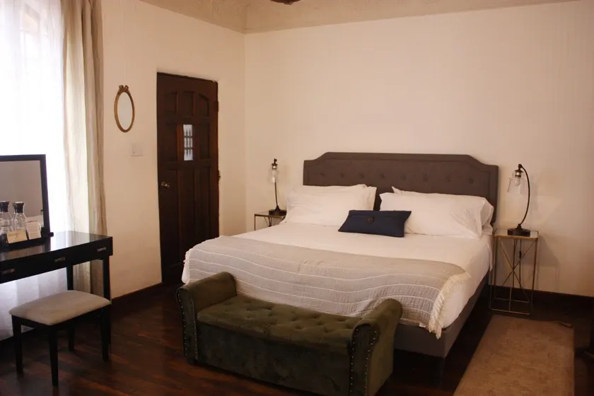 Hotel Villa Reyna - Image 1