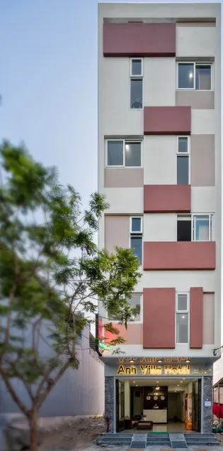 Anh Villa Hotel - Image 1