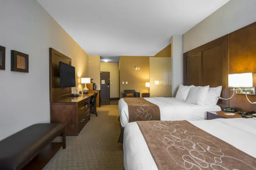 Comfort Suites - Image 1