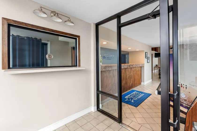 Americas Best Value Inn Brownsville West - Image 1