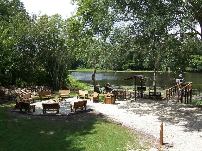 Riverside Lodge Resort - Image 1