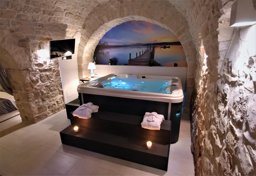 Albergo Diffuso Dimora Rossi B&B - Image 1