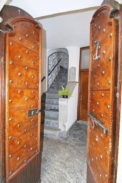 Antico Borgo del Lago Maggiore - Image 1