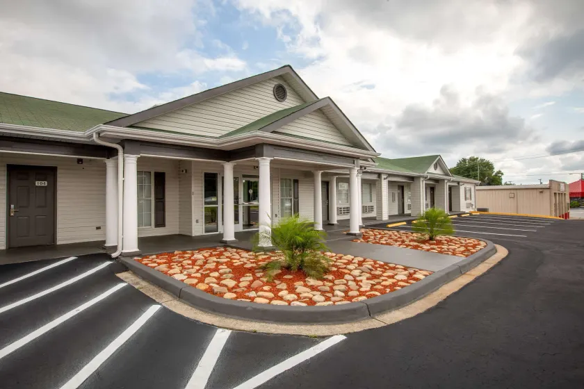 Suburban Studios Spartanburg - I-26 - Image 1