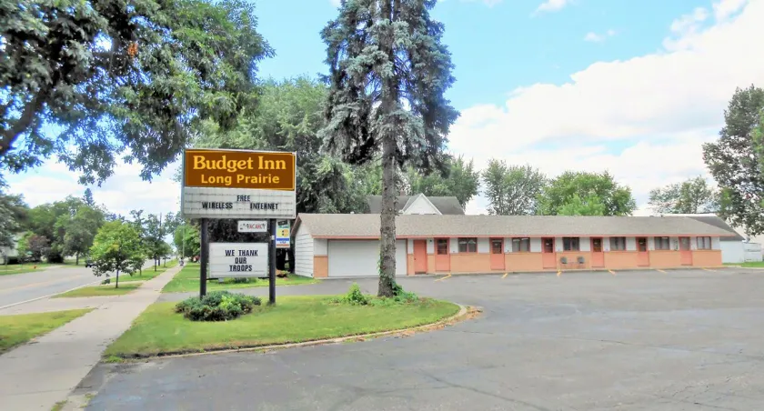 Budget Inn Long Praire - Image 1