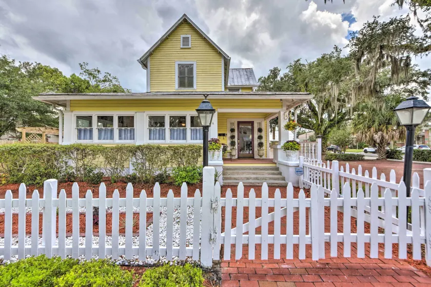 Historic Green Cove Springs Home - Walk to Coast! - Image 1