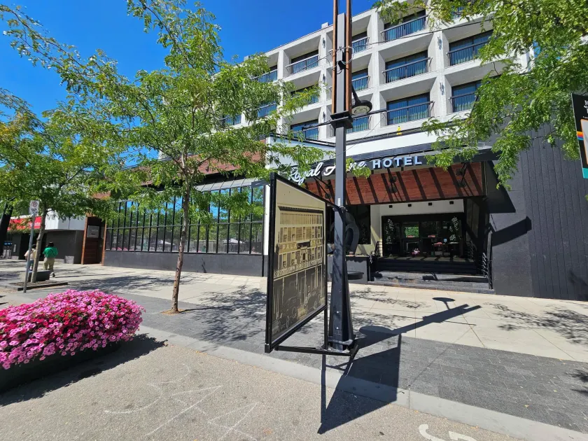 The Royal Anne Hotel - Image 1