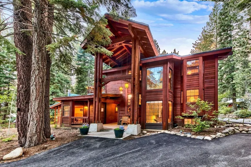Donner Lake Inn - Image 1
