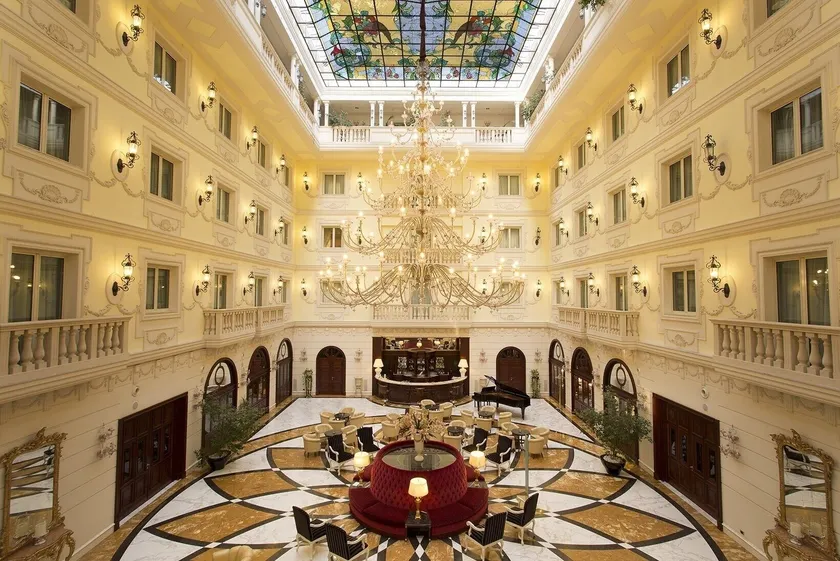 Grand Hotel Vanvitelli - Image 1
