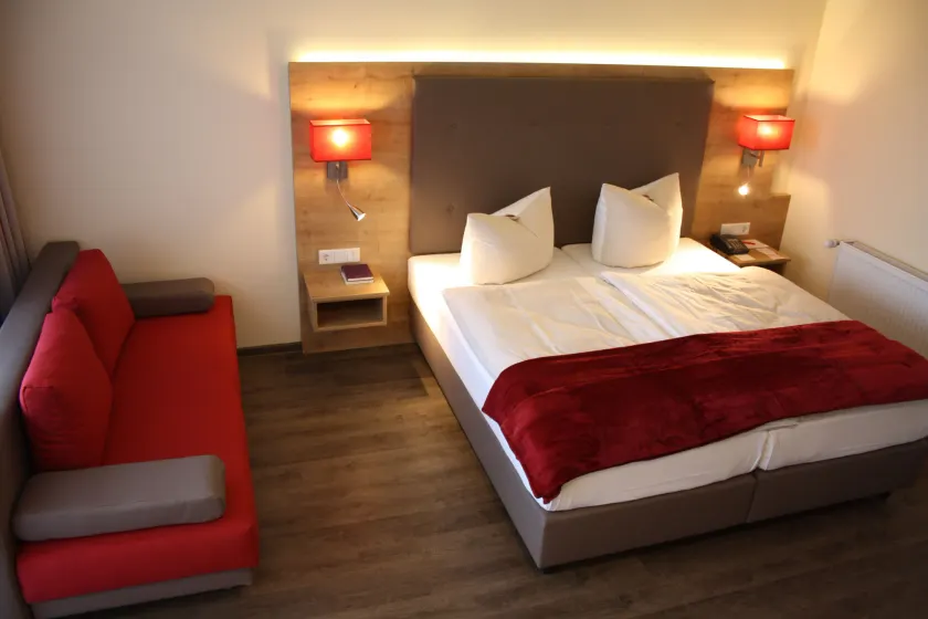 Hotel St. Georg - Image 1