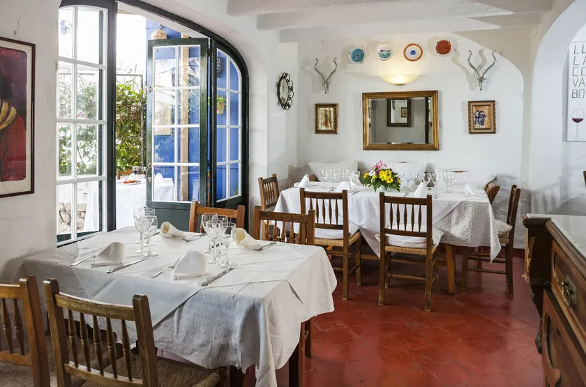 Hostal S'Engolidor - Image 1